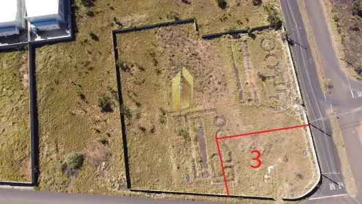 Lote/Terreno à venda, 909m² no Jardim Simões, Franca