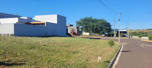Lote/Terreno à venda, 320m² no , Álvares Machado