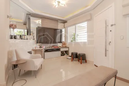 Casa com 3 Quartos à venda, 209m² no Jardim Sabará, Porto Alegre