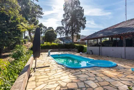 Fazenda/Sítio com 5 Quartos à venda, 400m² no Vila Rivabem, Campo Largo