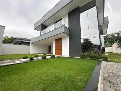 Casa com 5 Quartos à venda, 450m² no Glória, Joinville