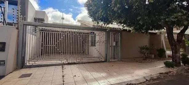 Casa com 4 Quartos à venda, 259m² no Vila Rosa Pires, Campo Grande