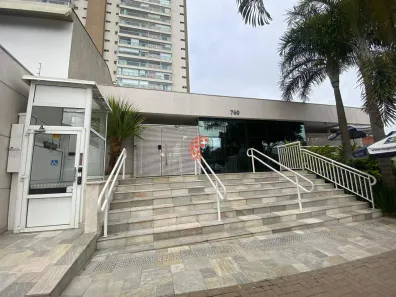Apartamento com 3 Quartos para alugar, 180m² no Vila Gomes Cardim, São Paulo
