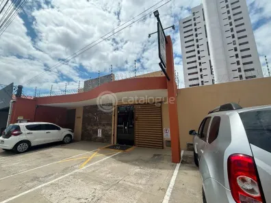 Casa com 4 Quartos à venda, 231m² no Candelária, Natal