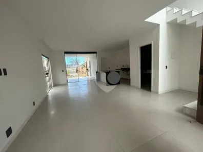 Casa de Condomínio com 3 Quartos à venda, 181m² no Guaratiba, Rio de Janeiro
