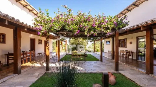 Casa de Condomínio com 4 Quartos à venda, 300m² no , Bela Vista de Goiás