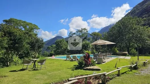 Casa com 10 Quartos à venda, 900m² no Corrêas, Petrópolis