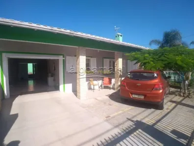 Casa com 4 Quartos à venda, 220m² no XANGRI-LÁ, Xangri-lá