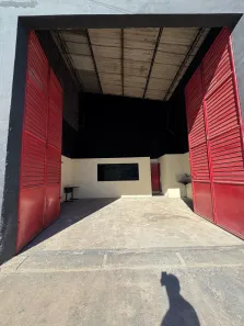 Galpão/Depósito/Armazém para alugar, 200m² no Clima Bom, Maceió