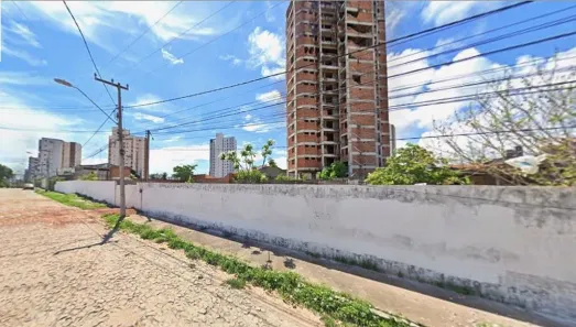 Lote/Terreno à venda, 2178m² no Vicente Pinzon, Fortaleza