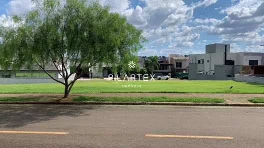 Lote/Terreno à venda, 273m² no Conjunto Habitacional Alexandre Urbanas, Londrina