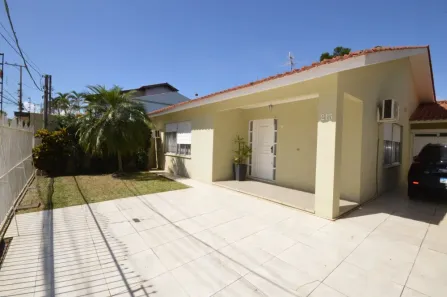 Casa com 4 Quartos à venda, 250m² no Igara, Canoas