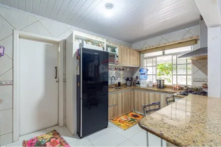 Casa com 3 Quartos à venda, 150m² no Vila Monte Carlo, Cachoeirinha