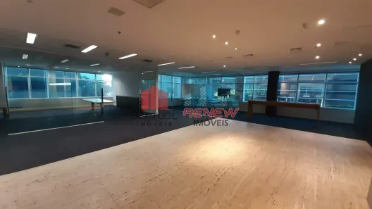 Sala Comercial para alugar, 641m² no Vila Olímpia, São Paulo