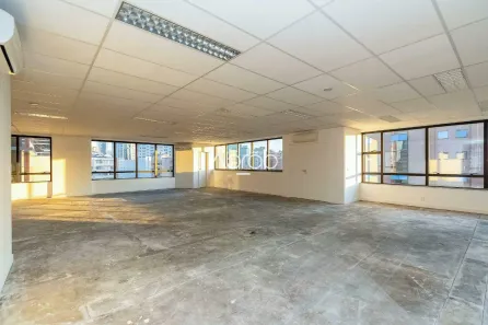 Sala Comercial para alugar, 116m² no Centro, Curitiba
