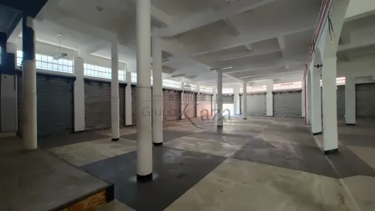 Imóvel Comercial para alugar, 500m² no Centro, Jacareí