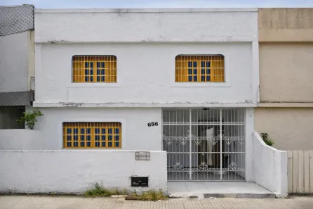 Casa com 3 Quartos para alugar, 200m² no Tirol, Natal