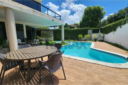 Casa com 4 Quartos à venda, 400m² no Poço, Recife