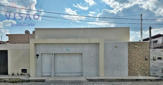 Casa com 4 Quartos à venda, 205m² no Itapetinga, Mossoró