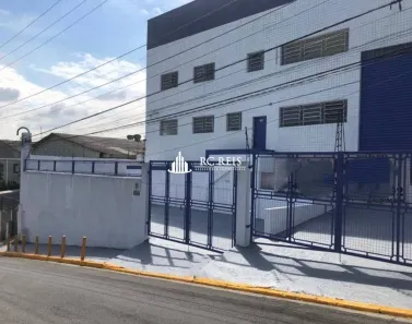 Galpão/Depósito/Armazém para alugar, 750m² no Jardim Califórnia, Barueri