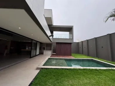Casa de Condomínio com 4 Quartos à venda, 339m² no Granja Marileusa, Uberlândia