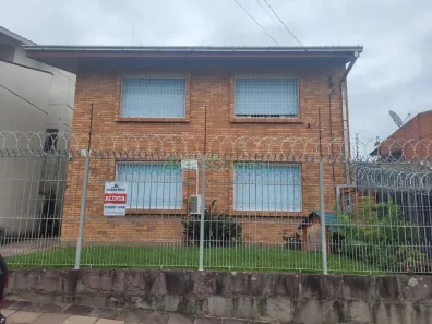 Casa com 3 Quartos à venda, 250m² no Cinqüentenário, Caxias do Sul