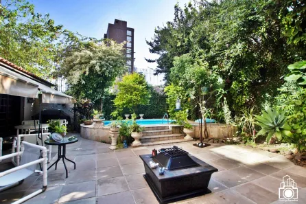 Casa com 4 Quartos à venda, 462m² no Rio Branco, Porto Alegre