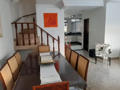 Sobrado com 3 Quartos à venda, 220m² no Jardim Jamaica, Santo André