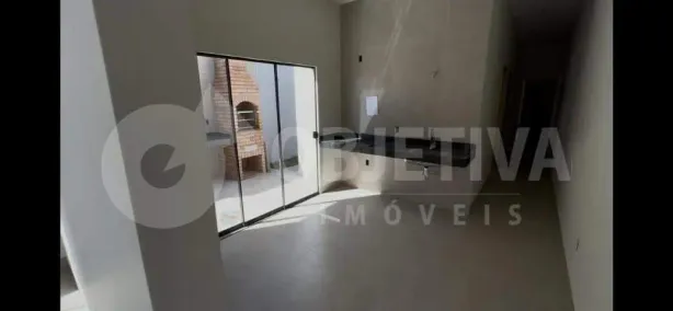 Casa com 3 Quartos à venda, 80m² no Laranjeiras, Uberlândia