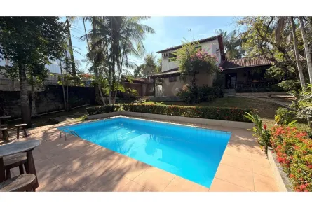 Casa com 4 Quartos à venda, 378m² no Tarumã, Manaus