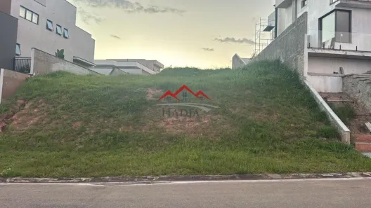 Lote/Terreno à venda, 514m² no Loteamento Vale Azul I, Jundiaí