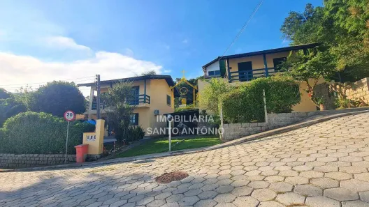 Casa com 6 Quartos à venda, 193m² no Sambaqui, Florianópolis