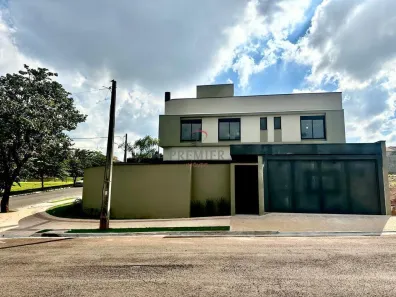 Sobrado com 3 Quartos à venda, 188m² no Jardim Burle Marx, Londrina