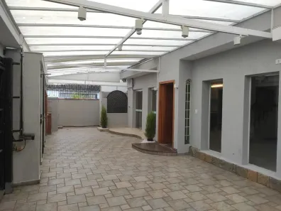 com 3 Quartos para alugar, 220m² no Gonzaga, Santos