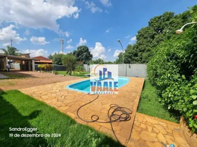 Fazenda/Sítio com 4 Quartos à venda, 371m² no Parque Maria Helena, Campinas