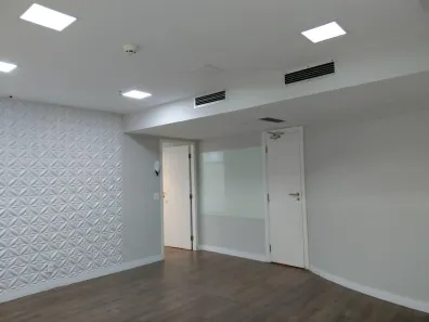 Ponto Comercial para alugar, 63m² no Vila Olímpia, São Paulo