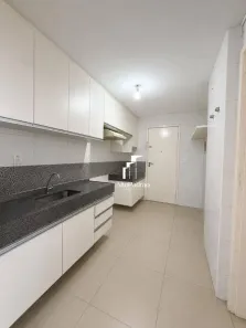 Apartamento com 3 Quartos para alugar, 95m² no Jóquei, Teresina