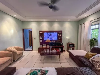 Casa com 3 Quartos à venda, 236m² no Jardim Heitor Rigon, Ribeirão Preto