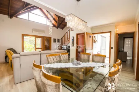 Casa com 4 Quartos à venda, 349m² no Chácara das Pedras, Porto Alegre