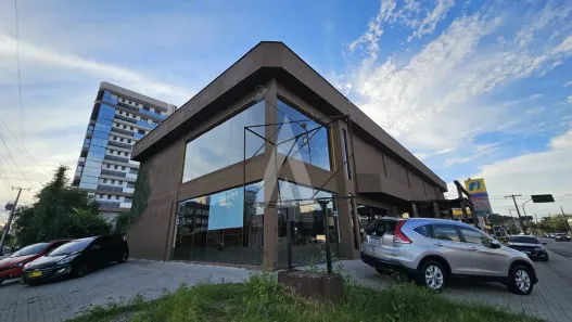 Galpão/Depósito/Armazém para alugar, 800m² no Santo Antônio, Joinville