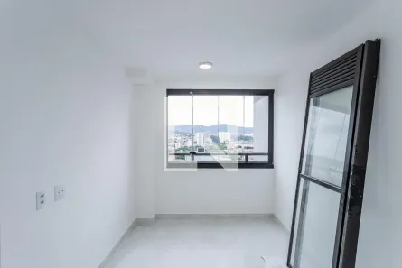 Apartamento com 2 Quartos à venda, 36m² no Moinho Velho, São Paulo