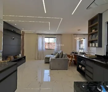 Sobrado com 3 Quartos à venda, 220m² no Vila Camilópolis, Santo André