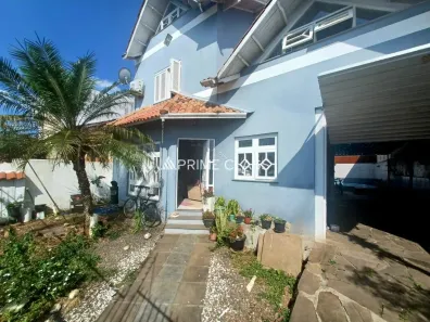 Sobrado com 3 Quartos à venda, 230m² no Estância Velha, Canoas