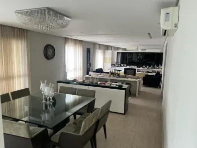 Apartamento com 3 Quartos à venda, 210m² no Vila Olímpia, São Paulo