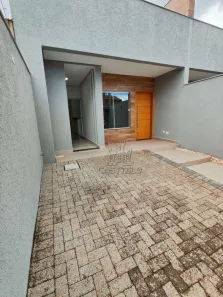 Casa com 3 Quartos para alugar, 120m² no Jardim Belo Horizonte, Londrina