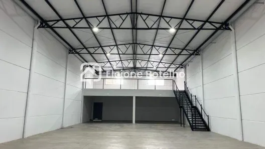 Galpão/Depósito/Armazém para alugar, 410m² no Jardim Brasília, Uberlândia