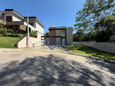Casa com 3 Quartos à venda, 205m² no Observatório, Vinhedo