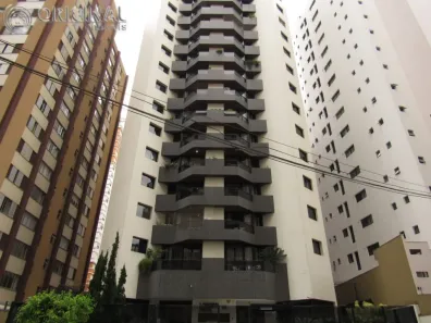 Apartamento com 2 Quartos para alugar, 89m² no Água Verde, Curitiba