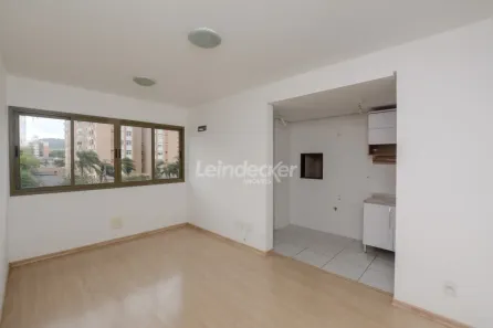 Apartamento com 2 Quartos à venda, 57m² no Partenon, Porto Alegre