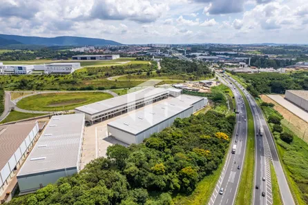 Galpão/Depósito/Armazém para alugar, 2650m² no Aeroporto, Jundiaí